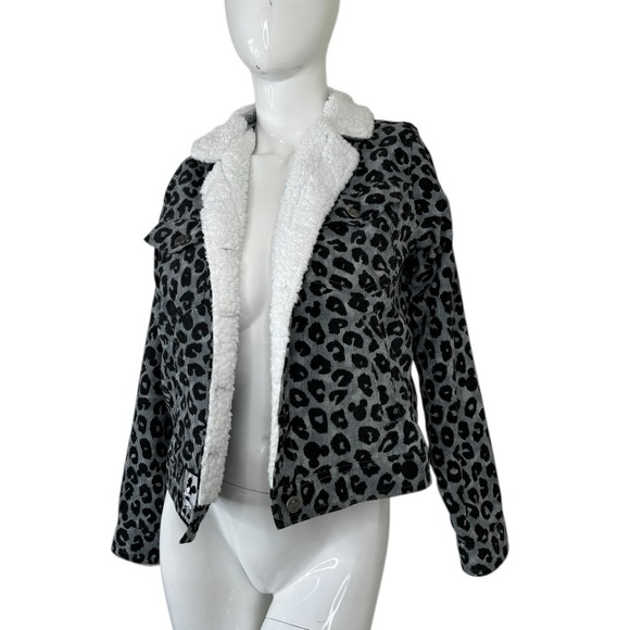 DISNEY Mickey Mouse leopard print grey black Sherpa shacket jacket crop coat S - Picture 11 of 17